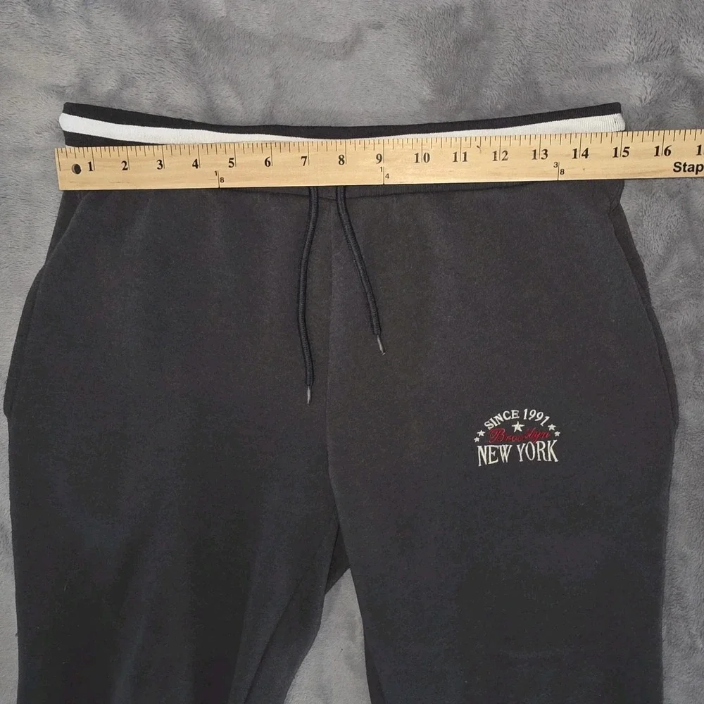 Cult Favorite Brooklyn New‎ NY 1991 Light Gray Sweatpants Size Medium